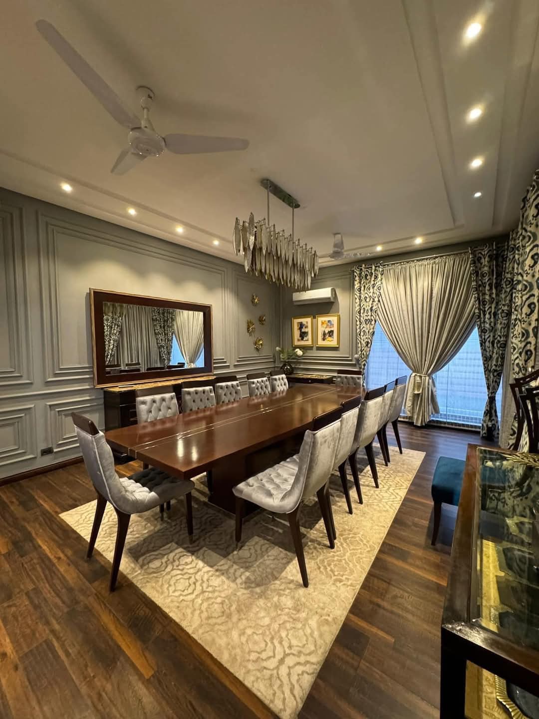 Modern Dinning Table-10